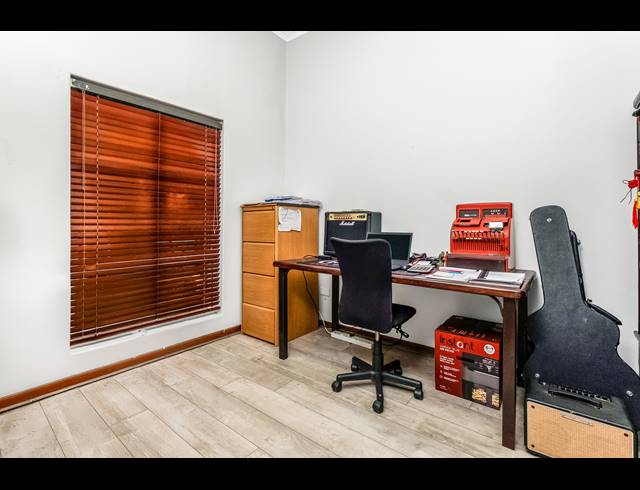 4 BEDROOM HOUSE FOR SALE IN DAINFERN GOLF ESTATE